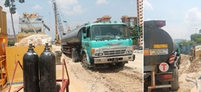 Justbaan Transport tanker delivering water on a construction site